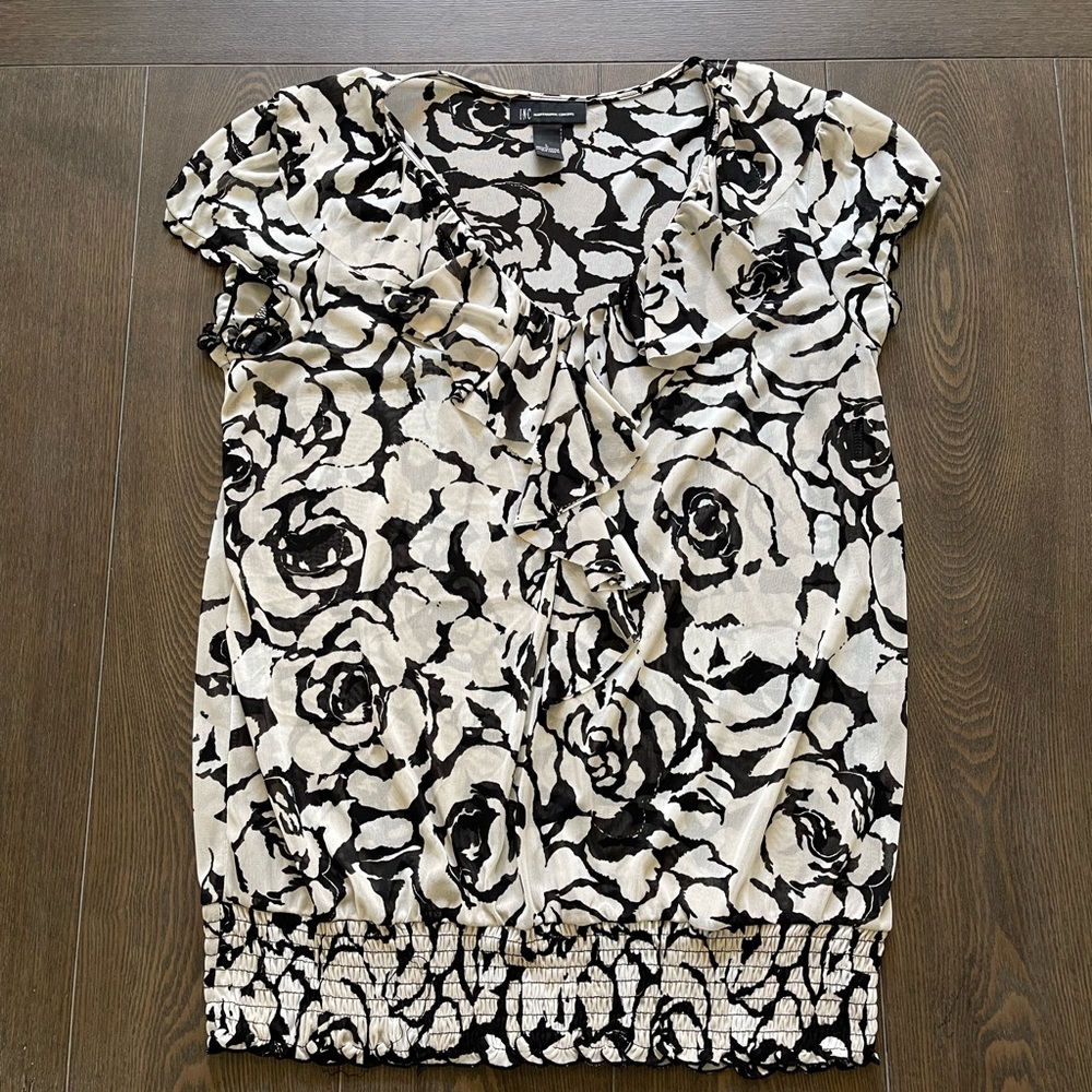 I.N.C. Sheer Woman’s Blouse. Size Large.